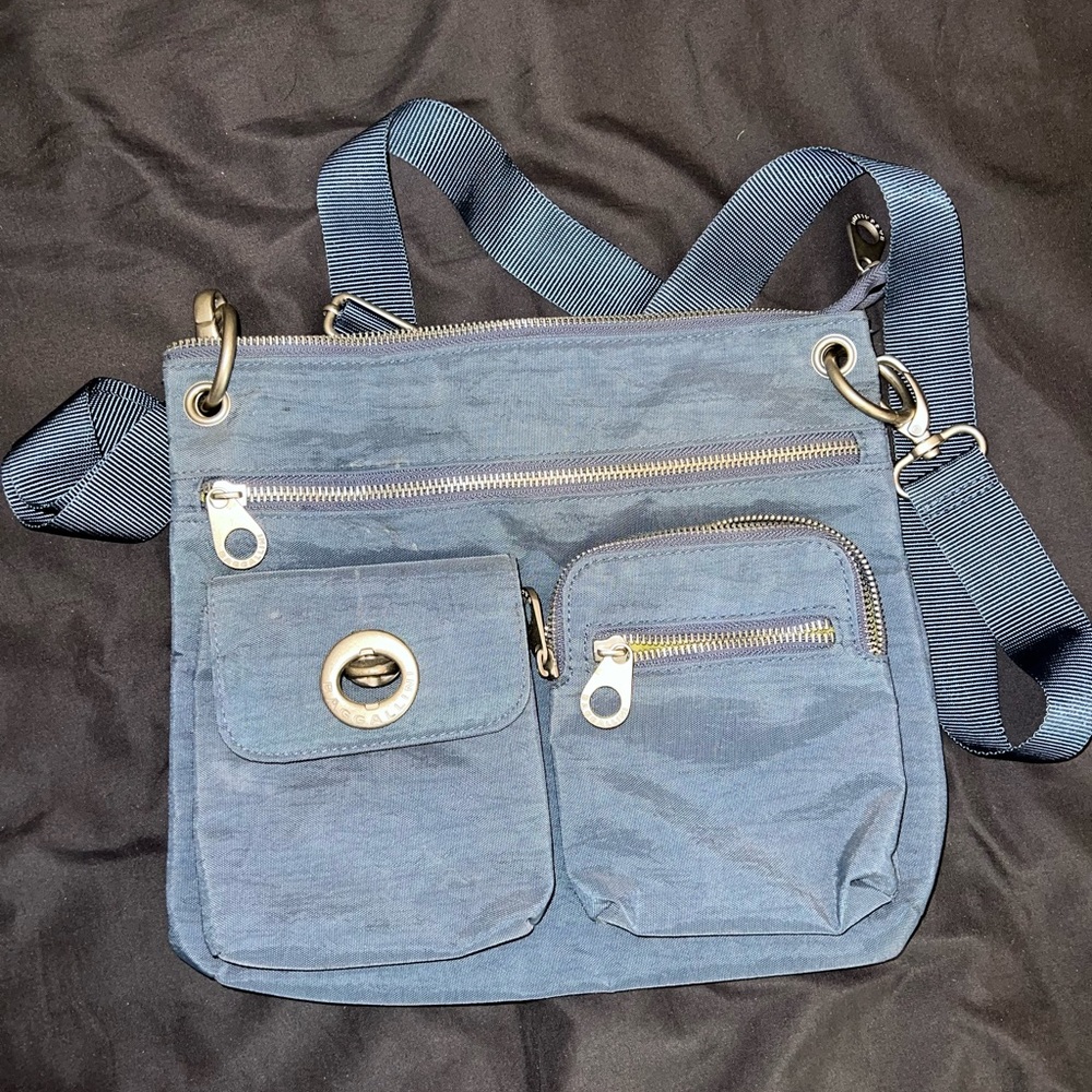 Baggallini cross body bag